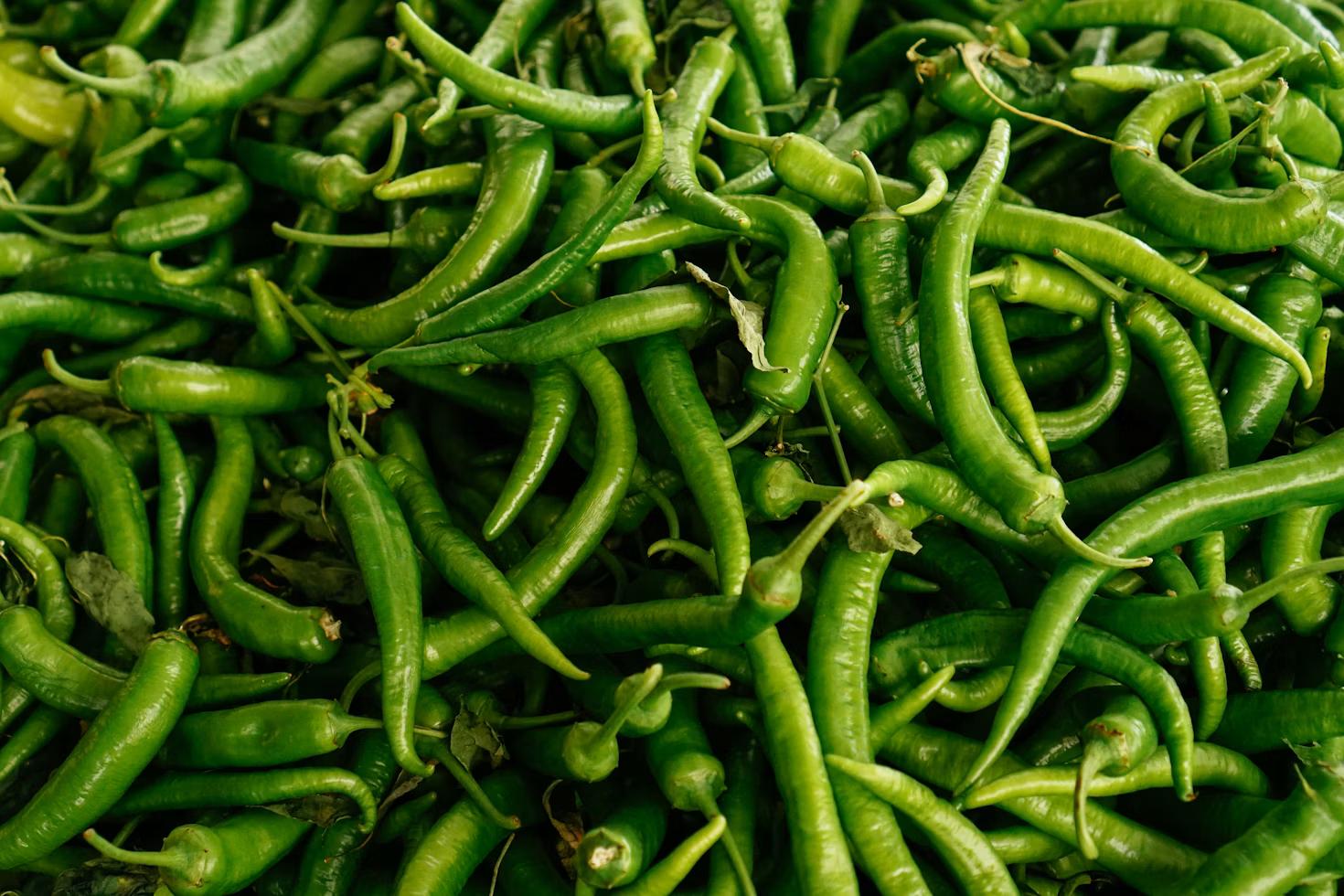 FRESH GREEN CHILLI 250G (ON DEMAND)
